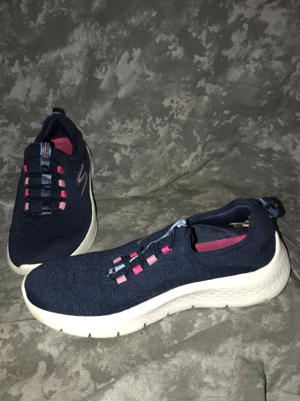 Skechers "Lucy" Go Walk Flex Sneakers 7